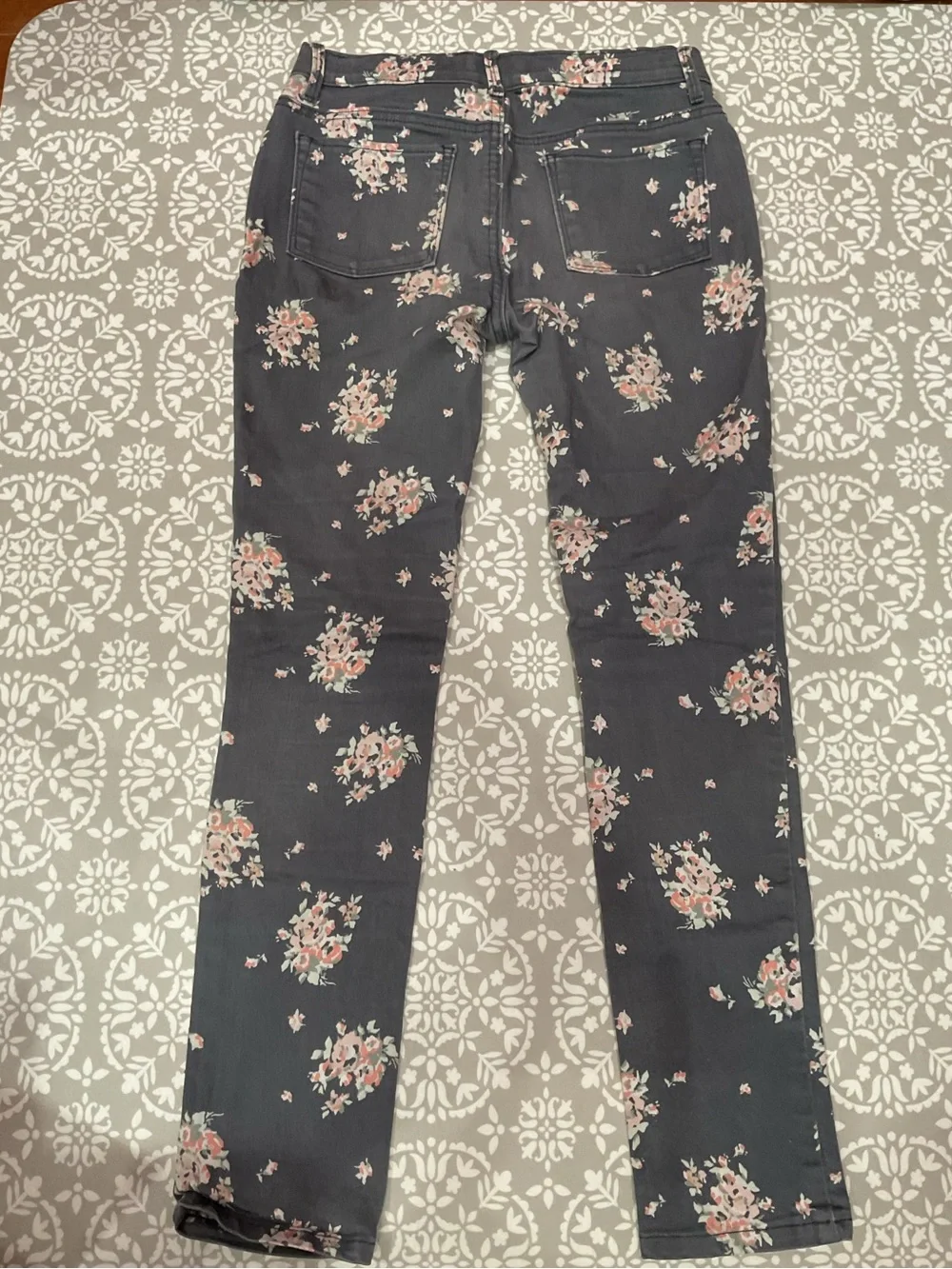 Old Navy Girls Gray Skinny Rockstar Jeggings Floral Print Size 12 Regular